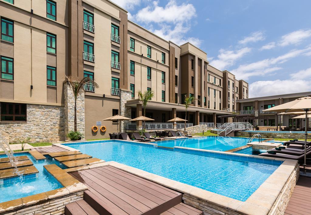 Alliance Hotel By Eagles Sekondi-Takoradi Екстер'єр фото